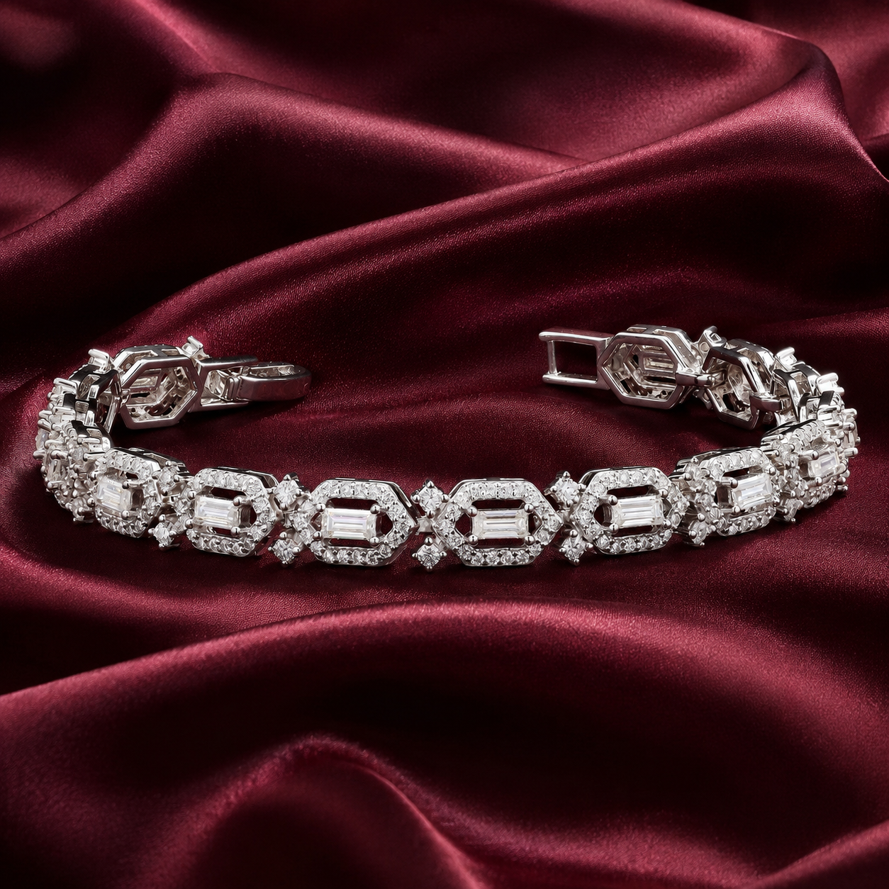 Vintage Luxe Moissanite Bracelet in 925 Silver for Women