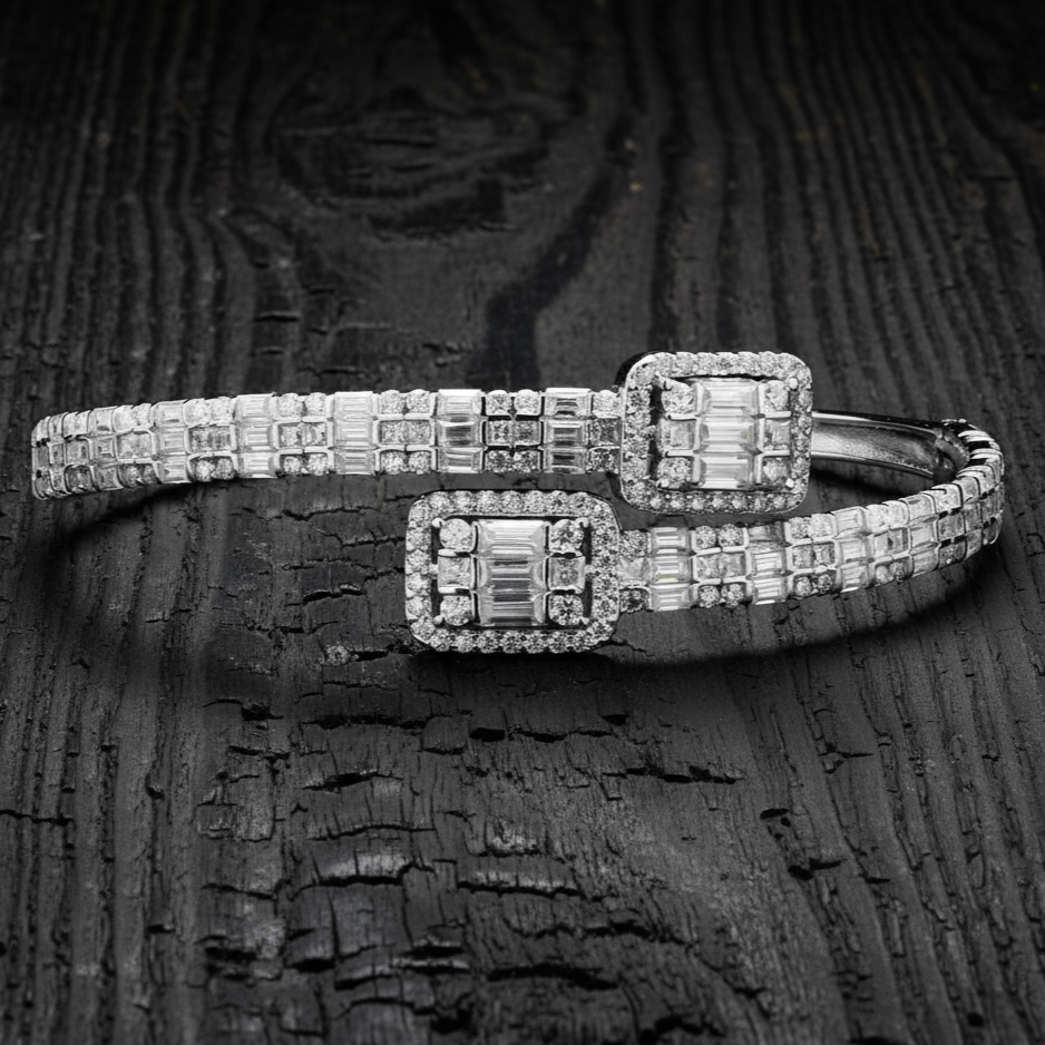 Chic Moissanite Bracelet Kada in 925 SIlver