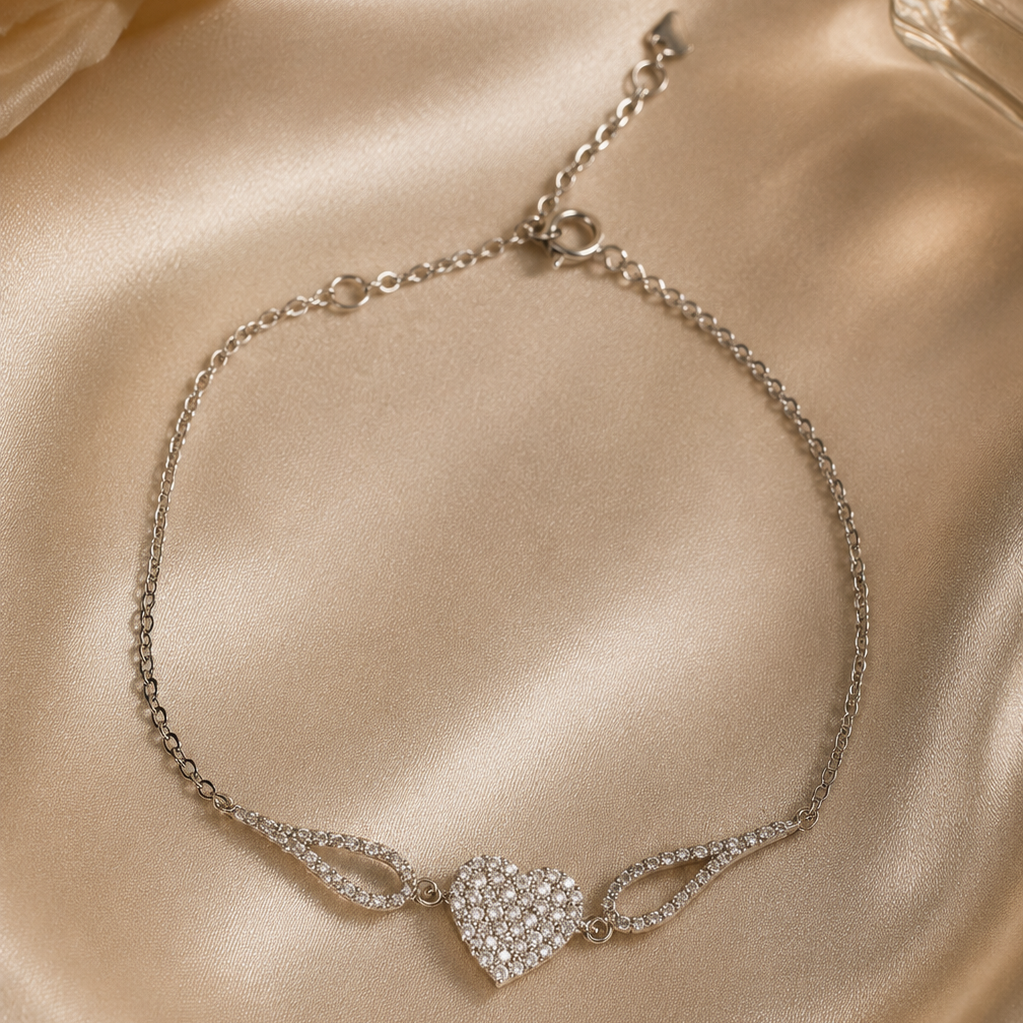 Luxe Heart Adjustable Bracelet in Sterling Silver with Moissanite