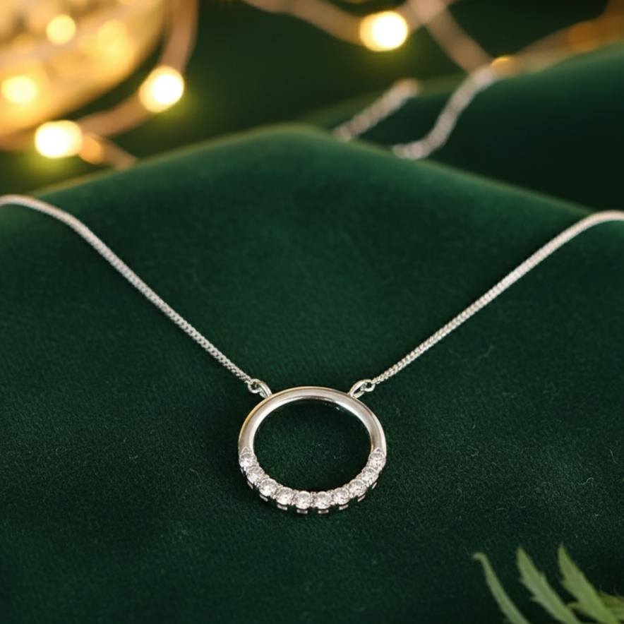 Round Moissanite Pendant in Silver